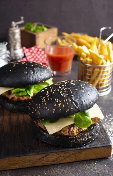 Hamburguesa negra — Foto de Stock