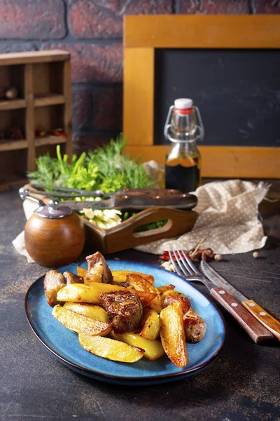 Patata Fritta Con Carne Spezie Aromatiche — Foto Stock