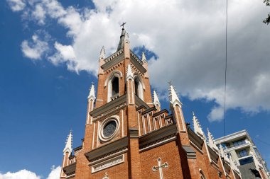 Dış Dormition Kharkiv, Ukrayna güneşli bir kutsal Meryem Ana, Katolik Kilisesi'nin