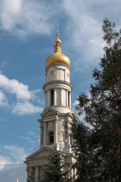 Torre Sineira Catedral Assunção 1844 Dia Ensolarado Kharkiv Ucrânia — Fotografia de Stock