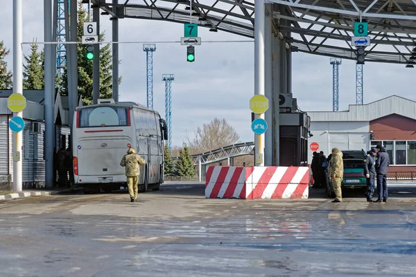 Gire Desde Lado Ucraniano Frontera Entre Ucrania Rusia Frontera Que —  Fotos de Stock