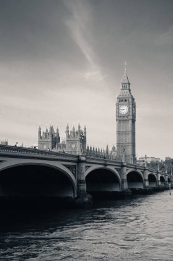 Big Ben'e ve Parlamento evi