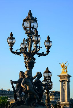 Alexandre III Paris Köprüsü