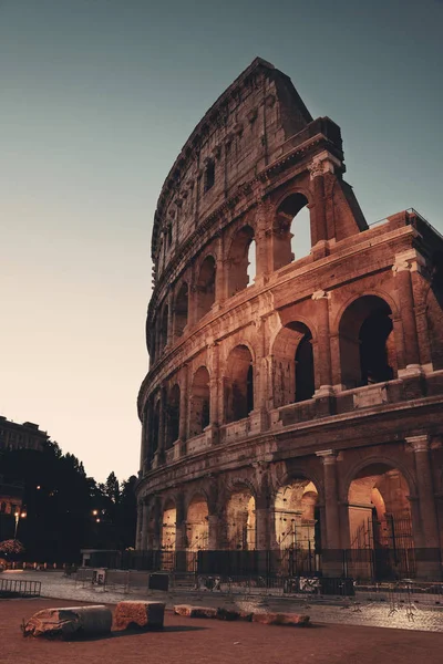 El Coliseo es la arquitectura simbólica —  Fotos de Stock