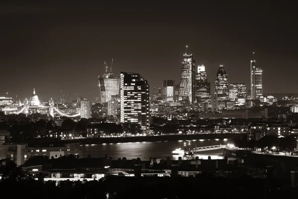 Paesaggio urbano di Londra con edifici urbani — Foto Stock