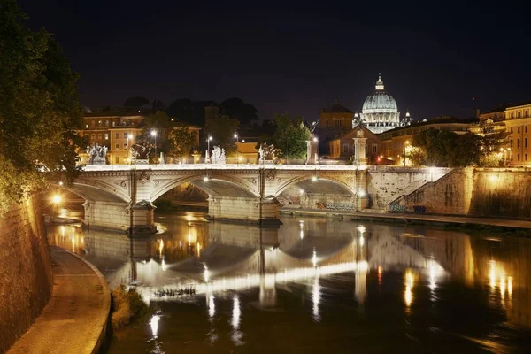 로마의 티버 강 — 스톡 사진