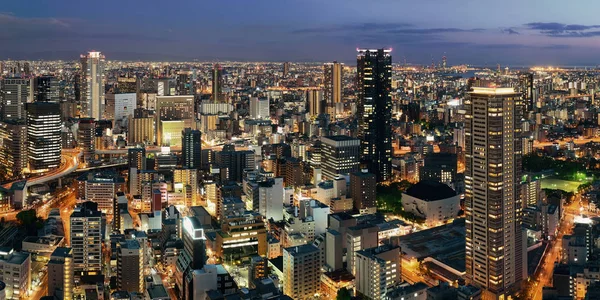 Osaka gece çatı görünümü — Stok fotoğraf