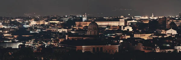Vista nocturna del horizonte de Roma — Foto de Stock