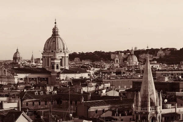 Roma vista para o telhado — Fotografia de Stock