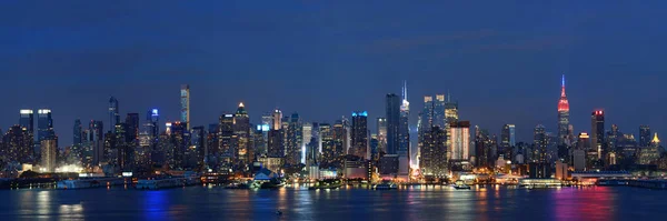 Panorama midtown Manhattanu v noci — Stock fotografie