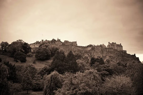 Vista sul Castello di Edimburgo — Foto Stock
