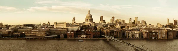 St Paul's cathedral in London — Stock Photo, Image