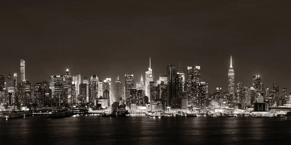 Midtown skyline over Hudson River — Stock Photo, Image
