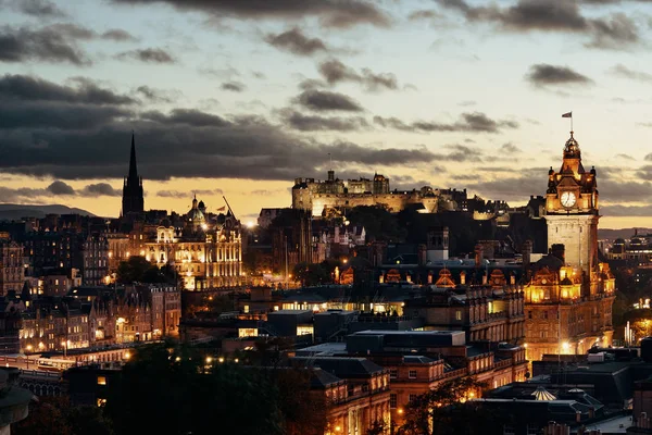Uitzicht op de stad Edinburgh — Stockfoto