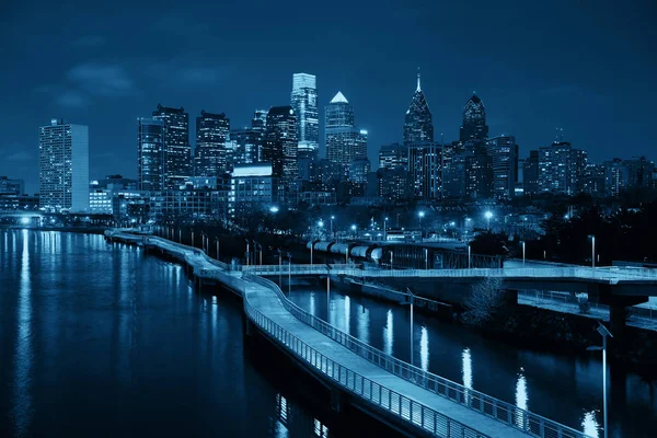 Filadelfia Skyline de noche —  Fotos de Stock