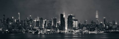 New York şehrinin silüeti