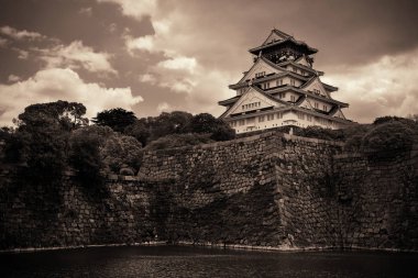 ünlü Osaka Kalesi