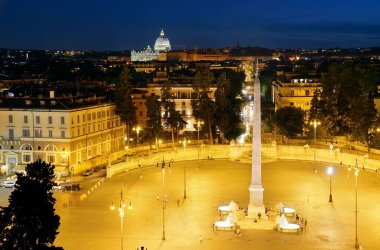 Piazza del Popolo at night