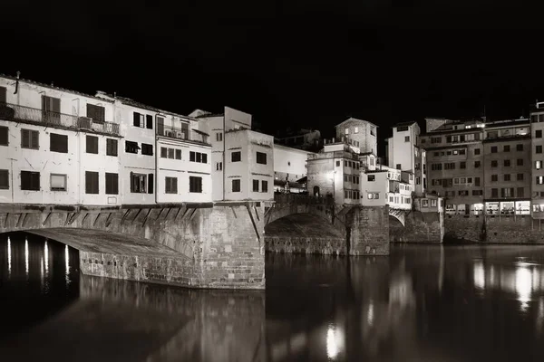 Ponte Vecchio sul fiume Arno — Foto Stock