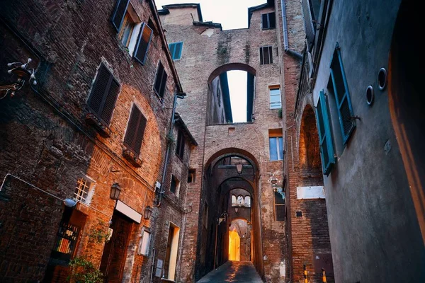 Edificios antiguos de Siena — Foto de Stock