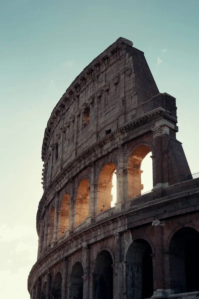 Colisée à Rome au lever du soleil — Photo