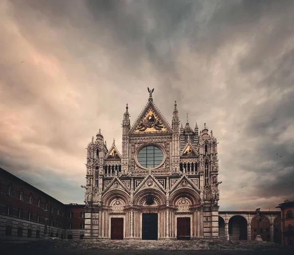 Catedral de Siena famosa — Fotografia de Stock