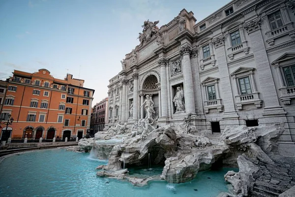 Trevi-brunnen, rom — Stockfoto