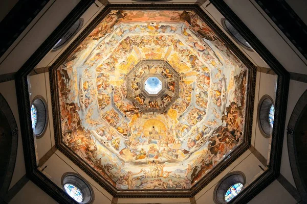 두오모 성당 산타 마리아 델 피 오 레 — 스톡 사진