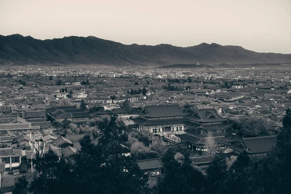 Widok z góry górskiej Lijiang — Zdjęcie stockowe