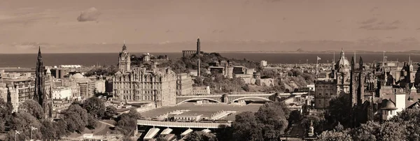 Edinburgh city op het dak — Stockfoto