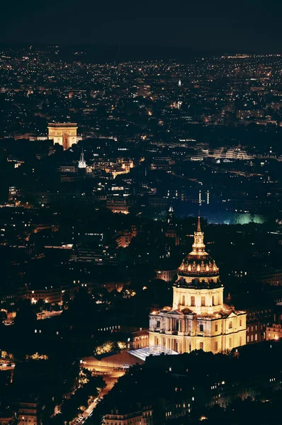 Parijs stad bij nacht — Stockfoto