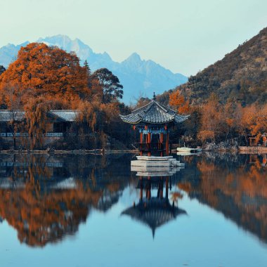 siyah Ejder Havuzu