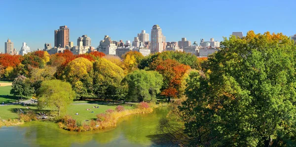 Parque central outono — Fotografia de Stock