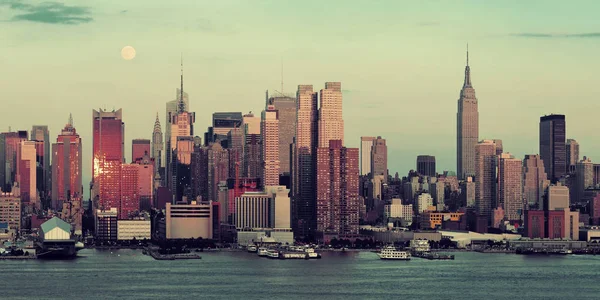 Нью-Йоркські міські хмарочоси — стокове фото