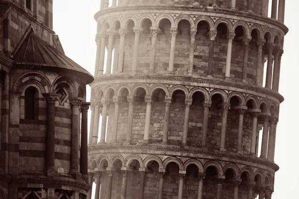 Torre inclinada pisa — Fotografia de Stock