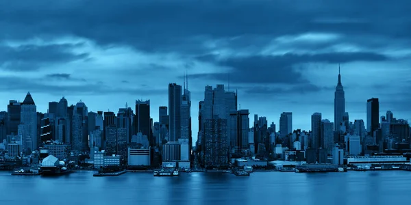 Manhattan horizonte centro de la ciudad — Foto de Stock