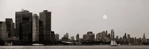 Manhattan centrum horisont — Stockfoto