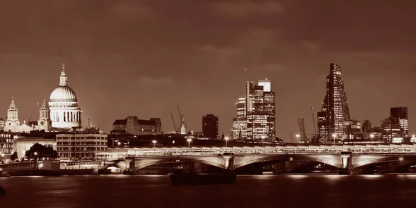 Vista sul paesaggio urbano di Londra — Foto Stock