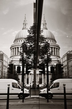 Londra 'daki St. Paul Katedrali