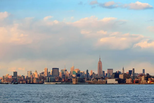 Skyline van Downtown manhattan — Stockfoto