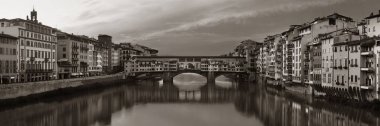 Floransa Ponte Vecchio görünümü