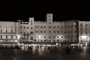 Siena 'daki Piazza del Campo