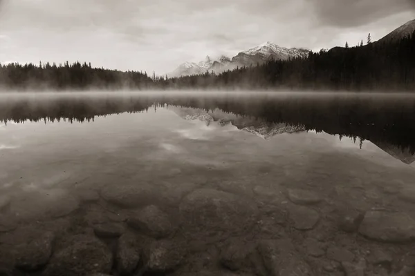 Lago Herbert no Canadá — Fotografia de Stock