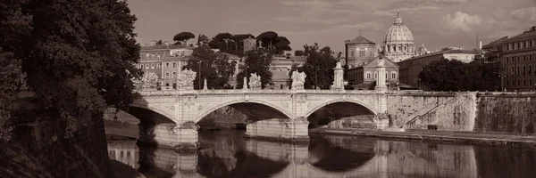 Roma tiber Nehri'nin — Stok fotoğraf