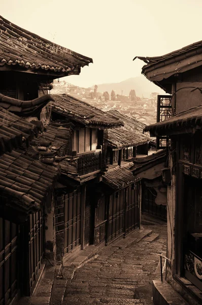 Gamla gatan i Lijiang — Stockfoto