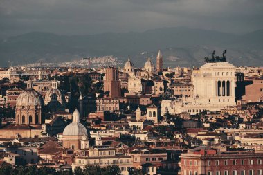 Roma'nın çatı görünümü