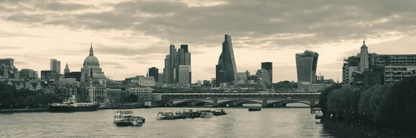 Panorama del paesaggio urbano di Londra — Foto Stock
