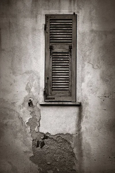 Cinque Terre Корнілья старі вікна — стокове фото