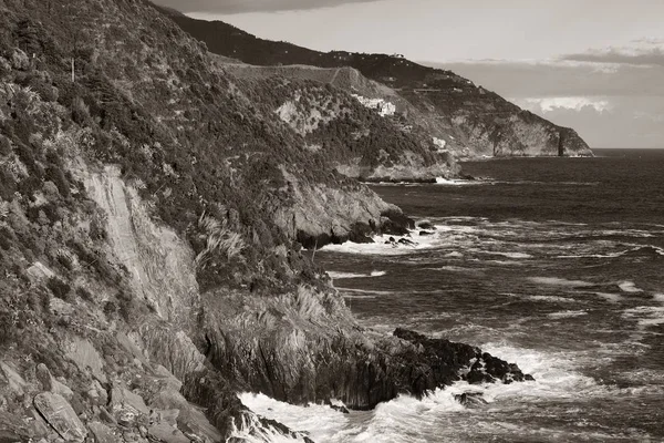 Ligne côtière de la mer Méditerranée — Photo