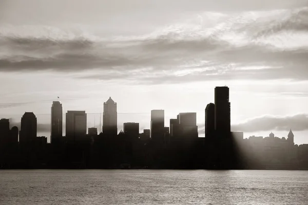 Seattle silhouettes at sunrise — Stock Photo, Image